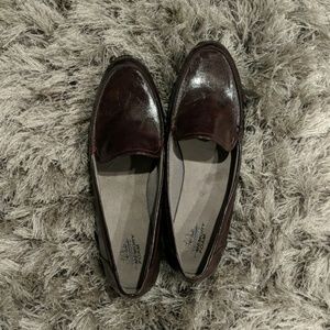 NWOT Women's Brown Loafer Shoes with Memory Foam